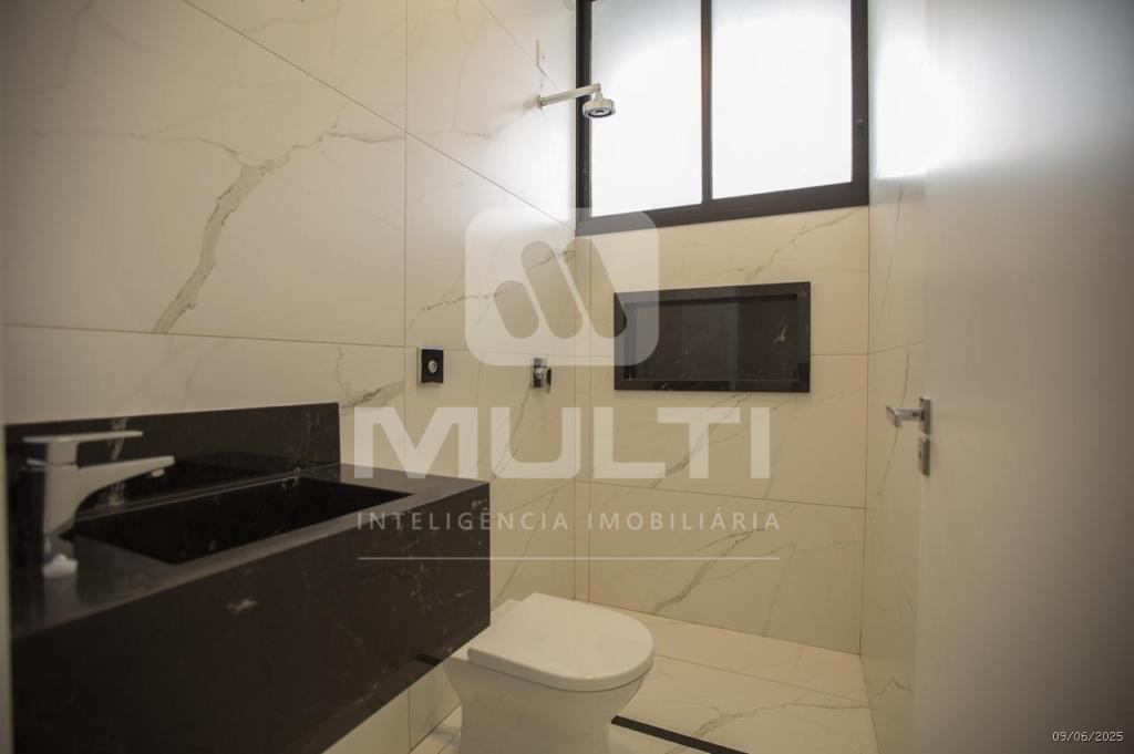 Casa de Condomínio à venda com 3 quartos, 233m² - Foto 5