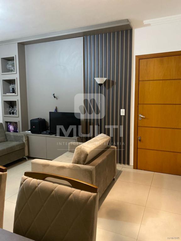 Apartamento à venda com 3 quartos, 76m² - Foto 4