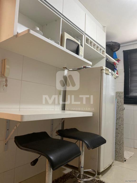 Apartamento à venda com 3 quartos, 76m² - Foto 10
