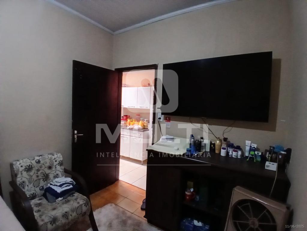 Casa à venda com 3 quartos, 200m² - Foto 16