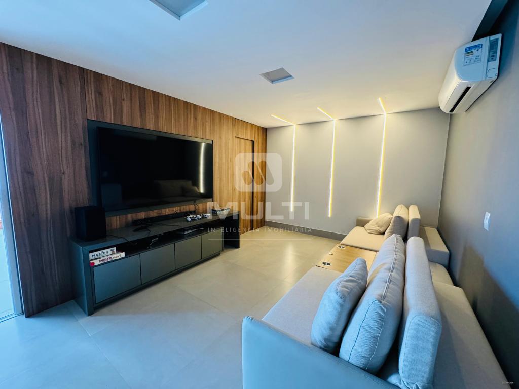 Cobertura à venda com 3 quartos, 216m² - Foto 3