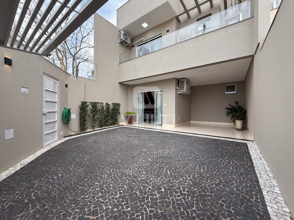 Casa, 3 quartos, 152 m² - Foto 1