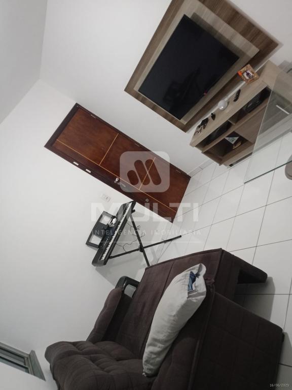 Apartamento à venda com 2 quartos, 40m² - Foto 1