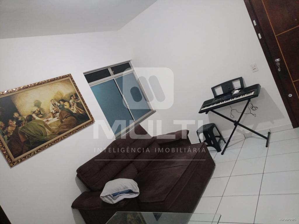 Apartamento à venda com 2 quartos, 40m² - Foto 2