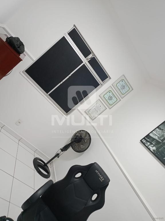 Apartamento à venda com 2 quartos, 40m² - Foto 6