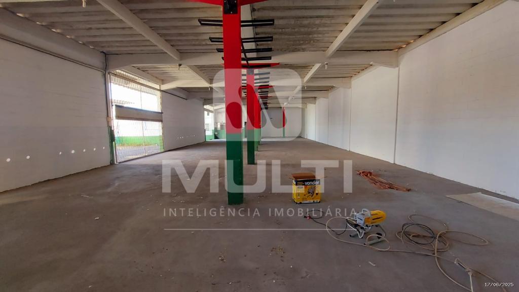 Casa, 1 quarto, 840 m² - Foto 1