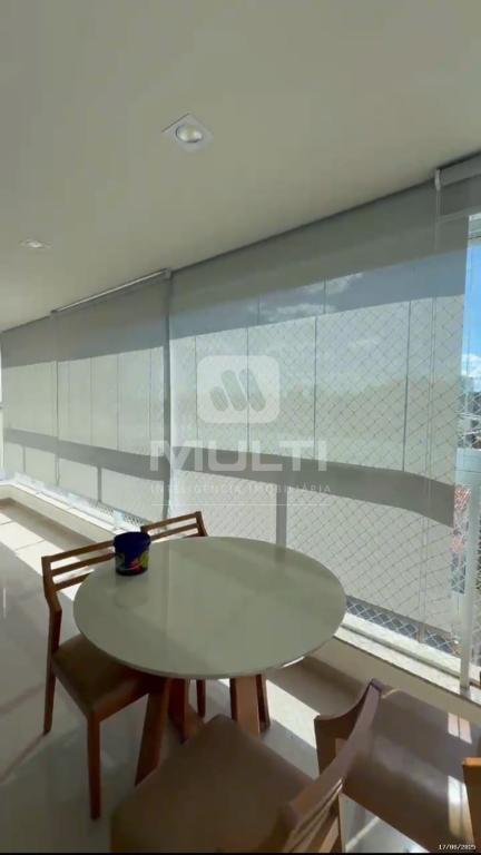 Apartamento à venda com 3 quartos, 110m² - Foto 7