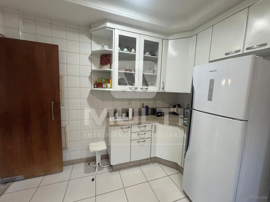 Casa, 4 quartos, 305 m² - Foto 11