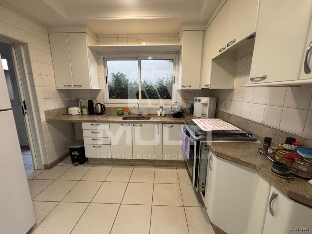 Casa, 4 quartos, 305 m² - Foto 13