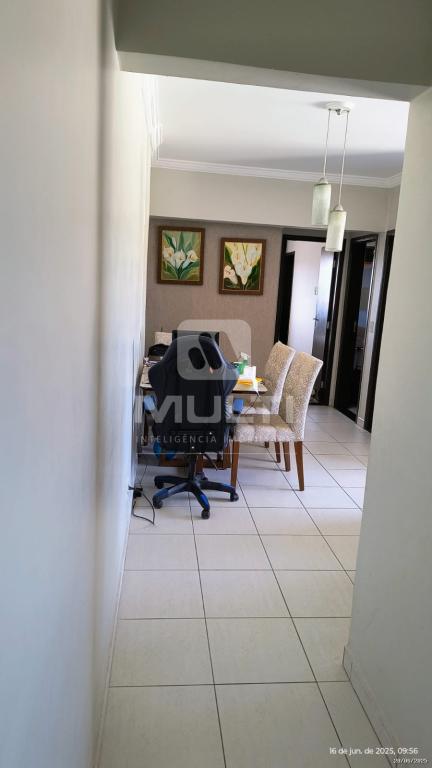 Apartamento à venda com 2 quartos, 59m² - Foto 1