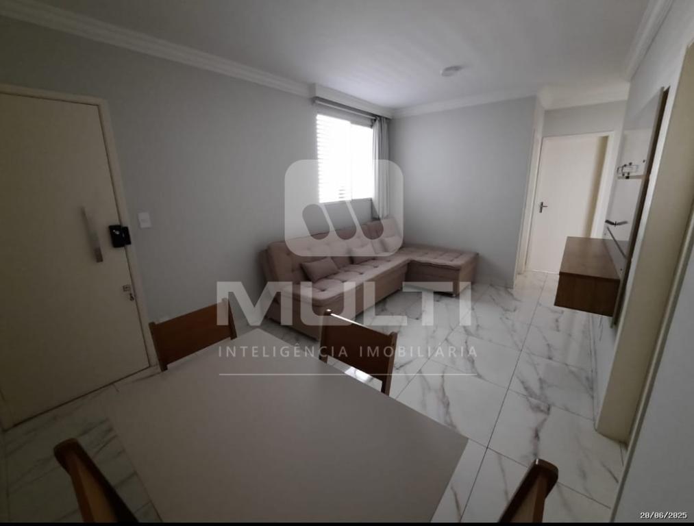 Apartamento à venda com 3 quartos, 64m² - Foto 1