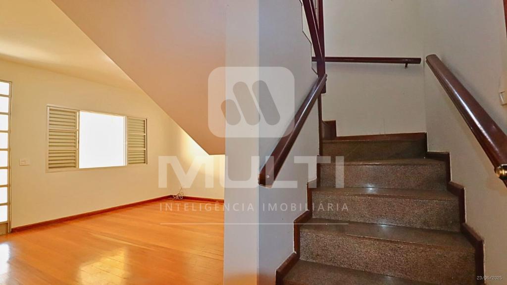 Casa, 5 quartos, 237 m² - Foto 9