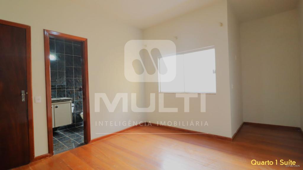 Casa, 5 quartos, 237 m² - Foto 13
