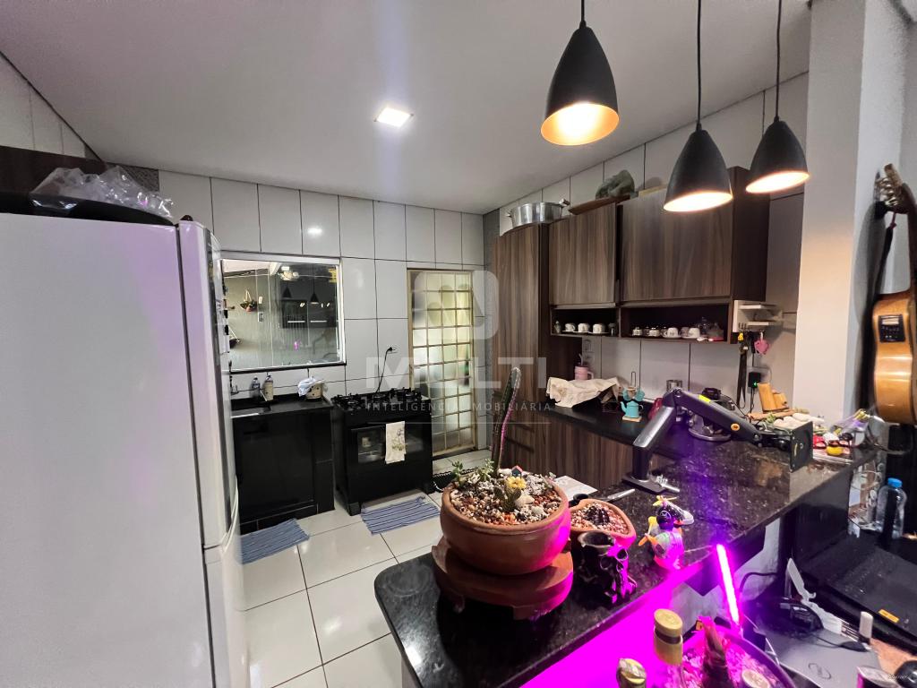 Casa à venda com 2 quartos, 57m² - Foto 5