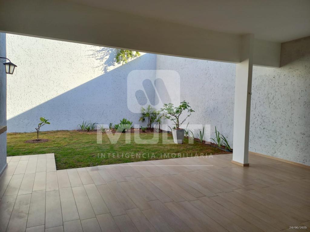 Casa à venda com 3 quartos, 287m² - Foto 9