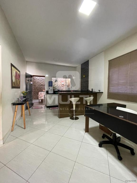 Casa à venda com 3 quartos, 180m² - Foto 5
