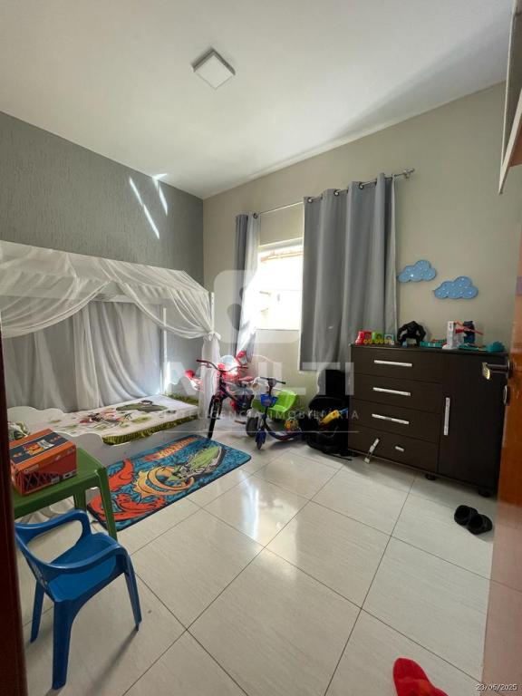 Casa à venda com 3 quartos, 180m² - Foto 10