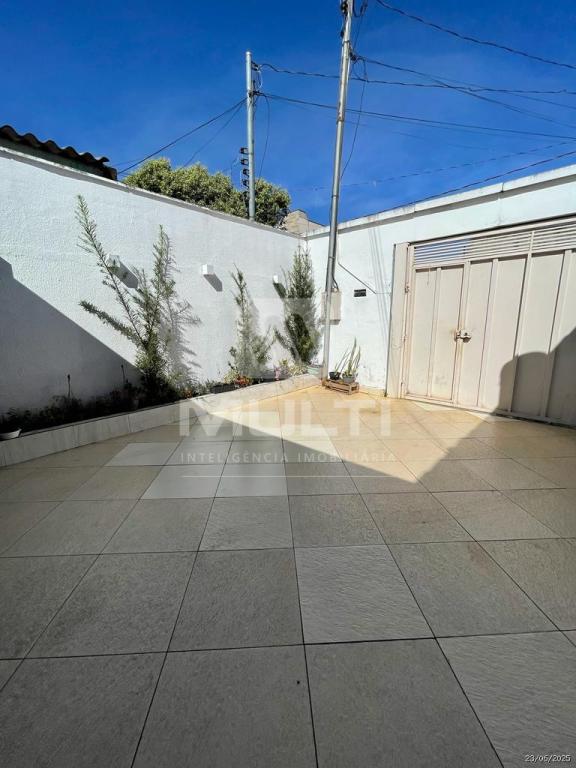 Casa à venda com 3 quartos, 180m² - Foto 13