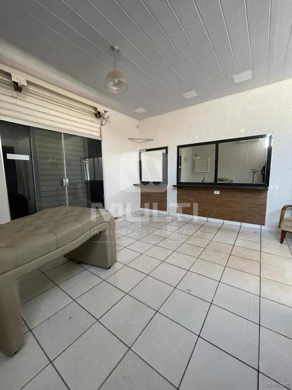 Casa à venda com 3 quartos, 180m² - Foto 18