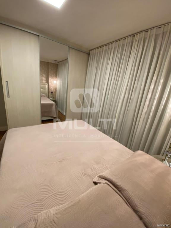 Apartamento à venda com 3 quartos, 110m² - Foto 16