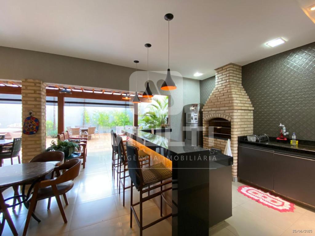 Casa à venda com 3 quartos, 200m² - Foto 12