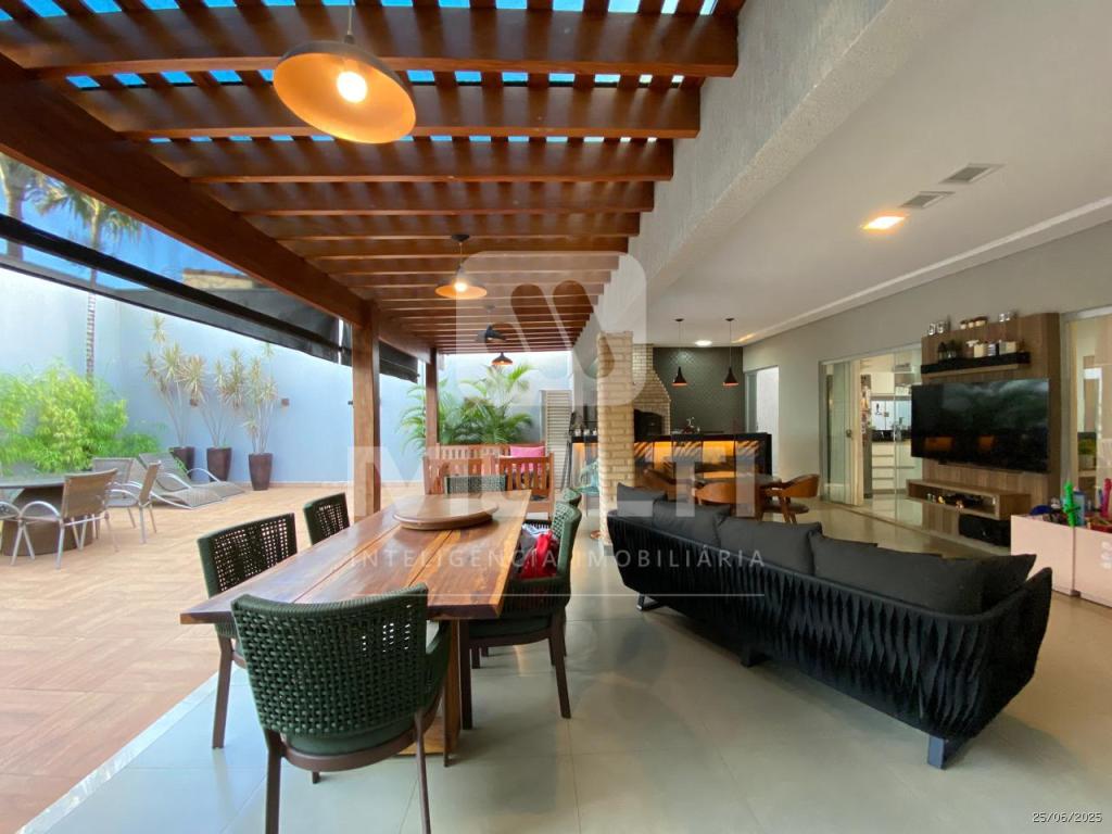 Casa à venda com 3 quartos, 200m² - Foto 13