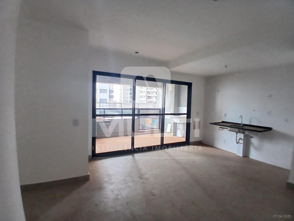 Apartamento à venda com 2 quartos, 68m² - Foto 1