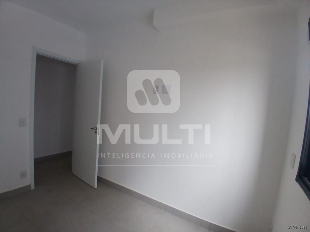 Apartamento à venda com 2 quartos, 68m² - Foto 8