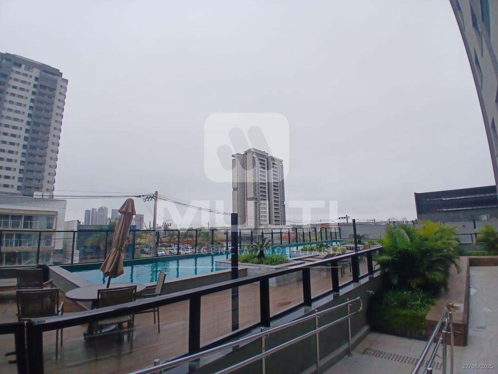 Apartamento à venda com 2 quartos, 68m² - Foto 32