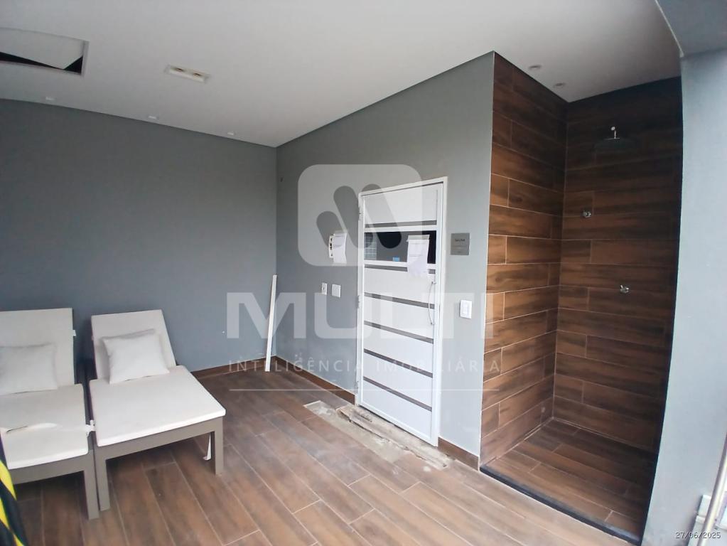 Apartamento à venda com 2 quartos, 68m² - Foto 34
