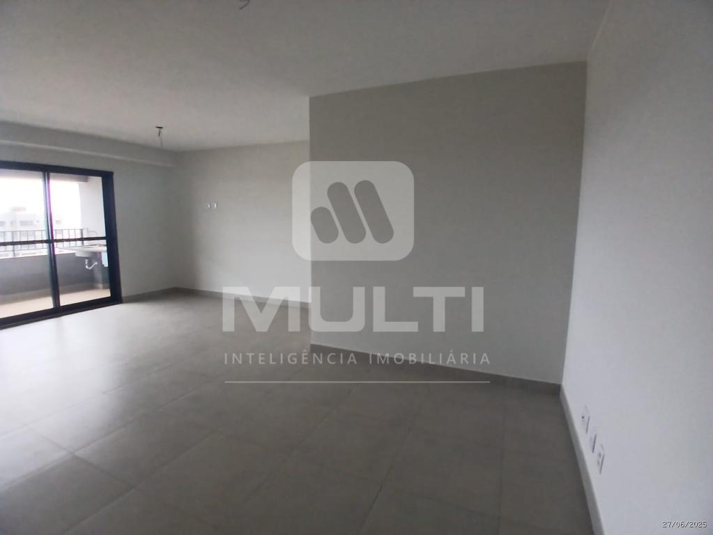 Apartamento à venda com 3 quartos, 93m² - Foto 2