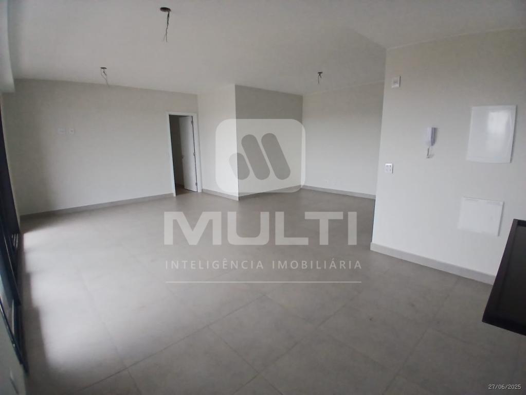 Apartamento à venda com 3 quartos, 93m² - Foto 13