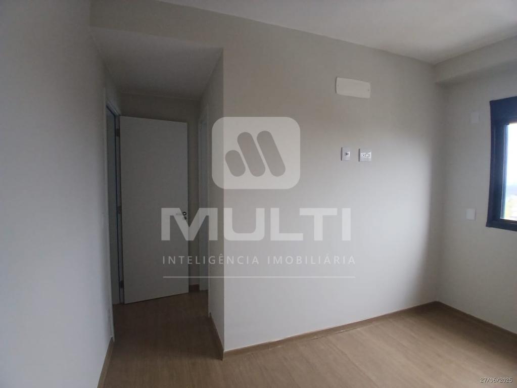 Apartamento à venda com 3 quartos, 93m² - Foto 15