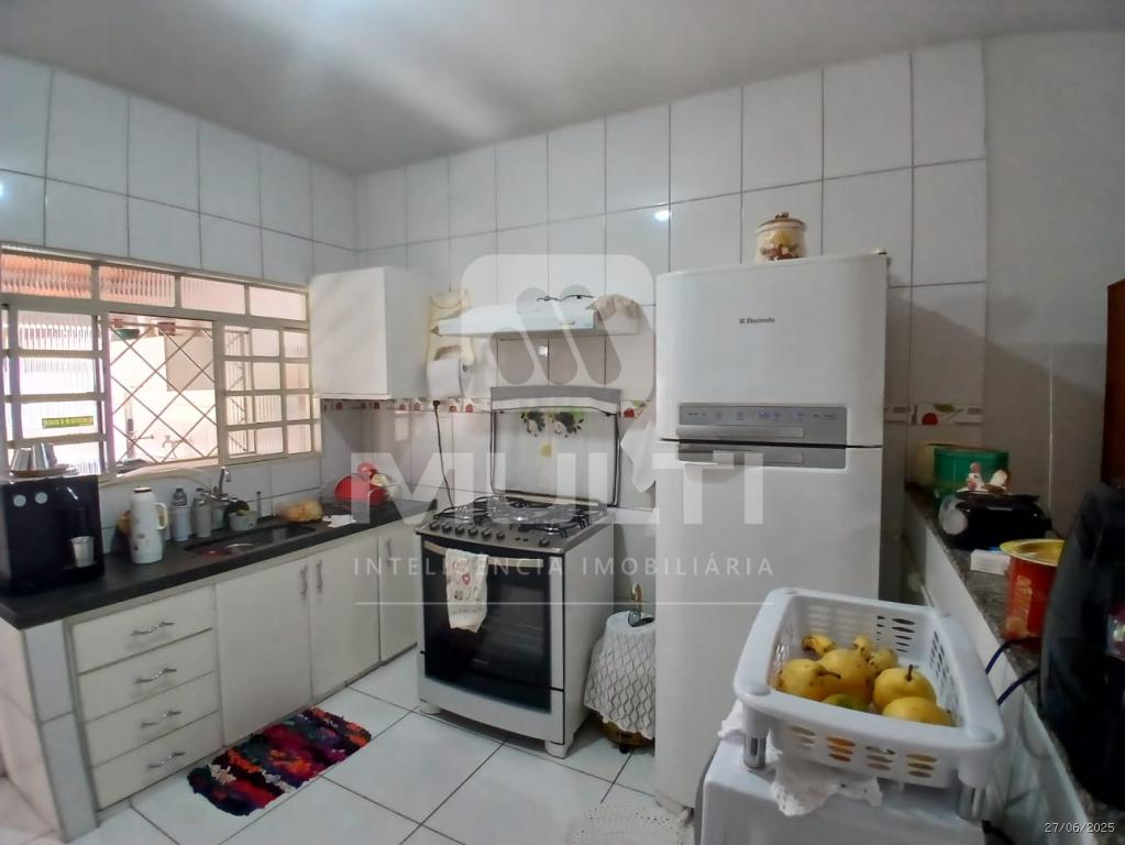 Casa, 4 quartos, 220 m² - Foto 9