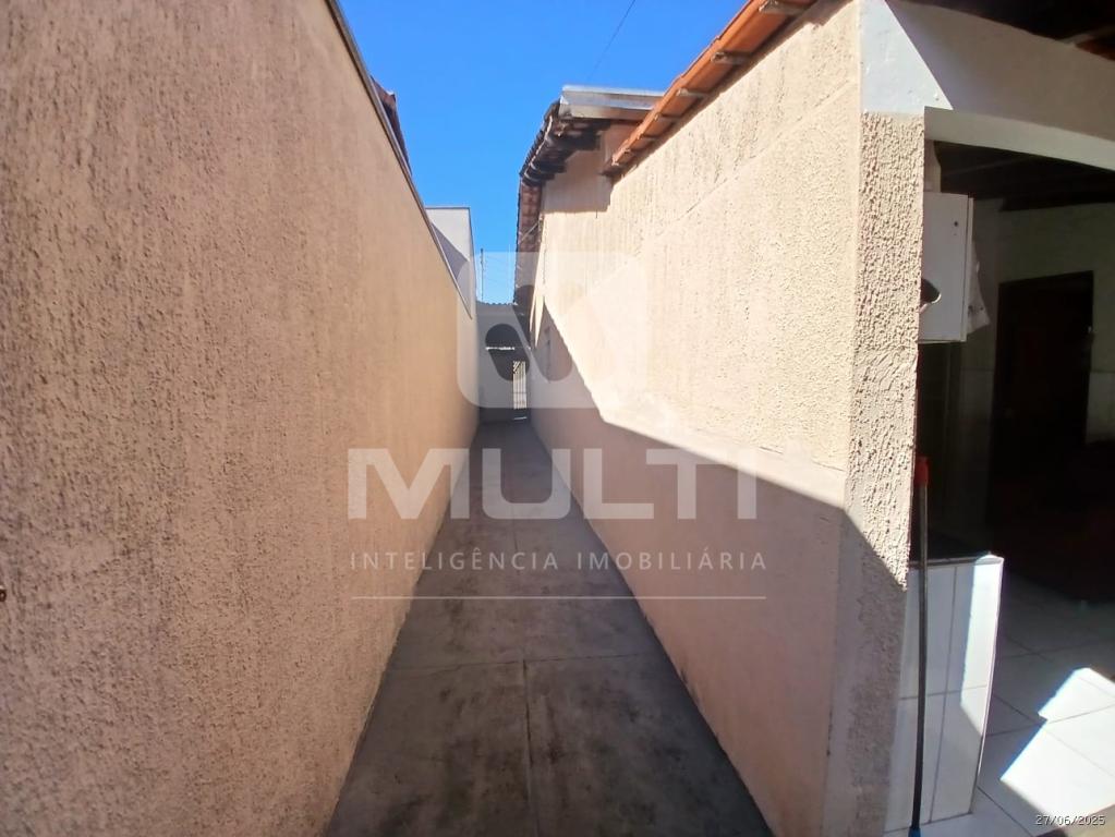 Casa, 4 quartos, 220 m² - Foto 48