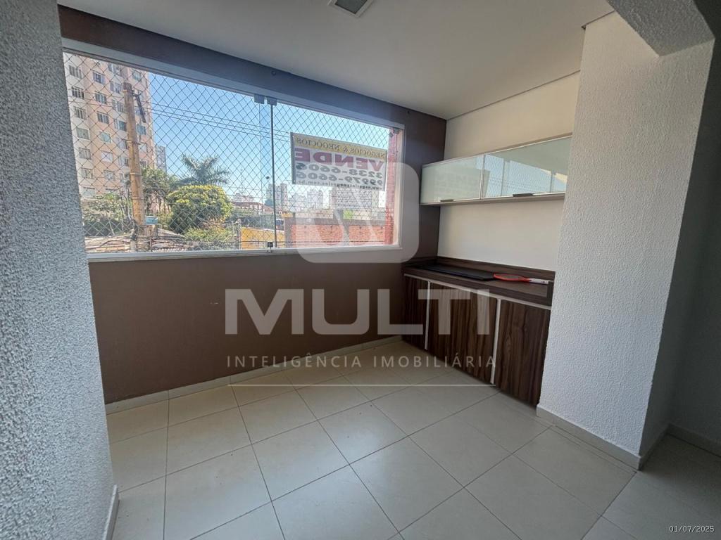 Apartamento à venda com 3 quartos, 103m² - Foto 2