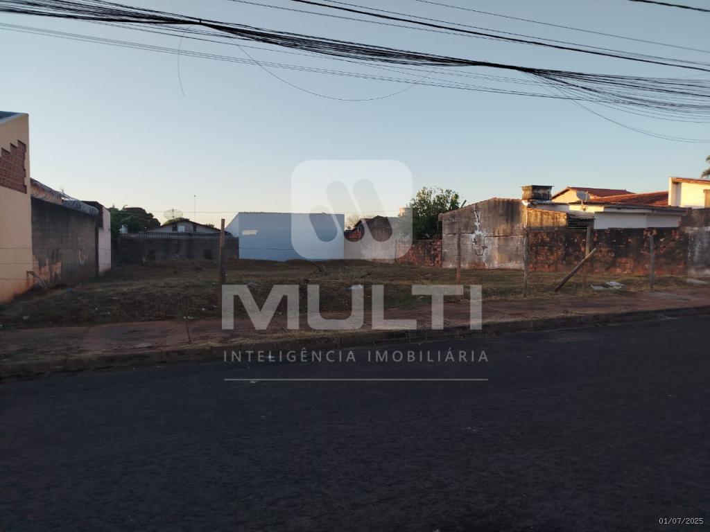 Terreno, 700 m² - Foto 2