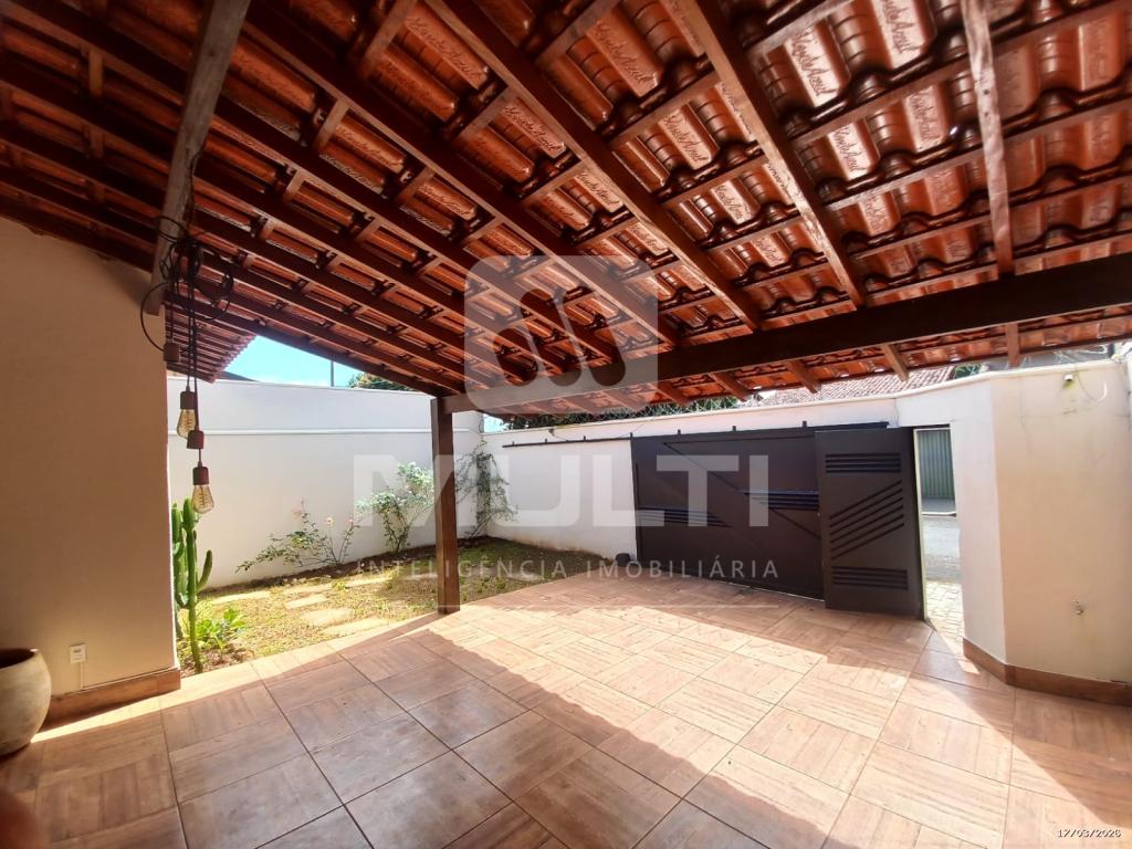Casa, 3 quartos, 130 m² - Foto 2