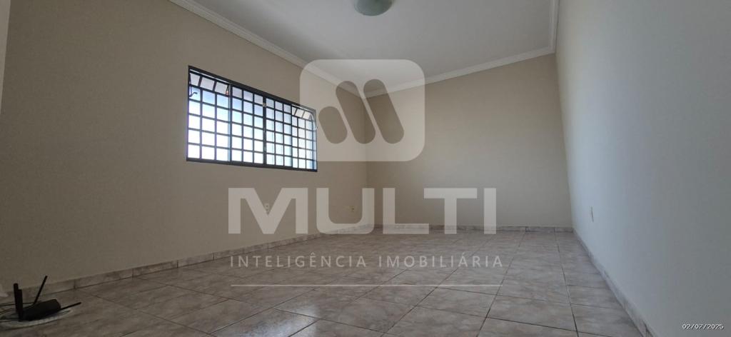Casa à venda com 3 quartos, 144m² - Foto 6