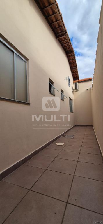 Casa à venda com 3 quartos, 144m² - Foto 16