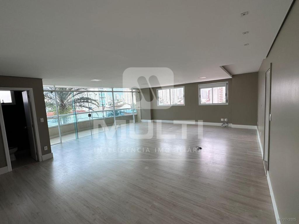 Apartamento, 3 quartos, 170 m² - Foto 2