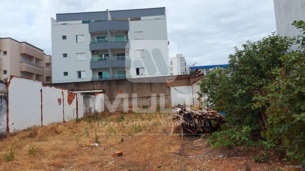 Terreno, 360 m² - Foto 1