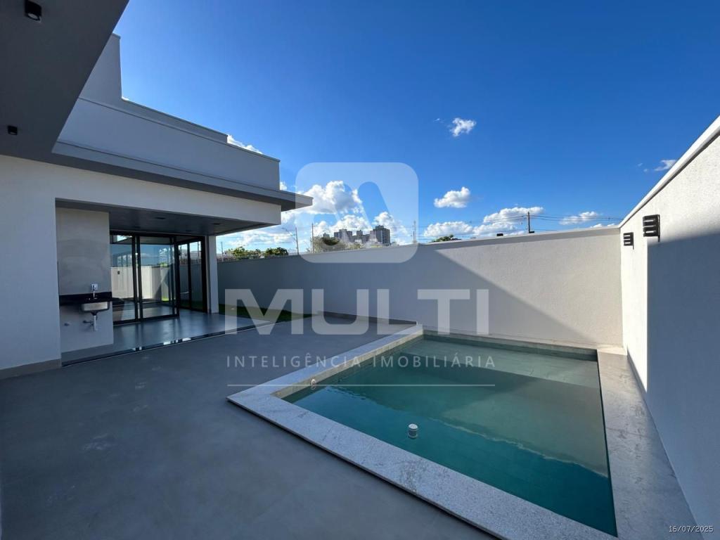 Casa de Condomínio à venda com 3 quartos, 220m² - Foto 1