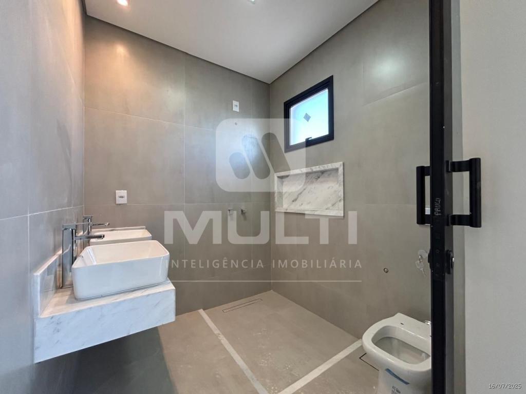 Casa de Condomínio à venda com 3 quartos, 220m² - Foto 10