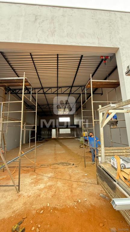 Casa, 1 quarto, 295 m² - Foto 1