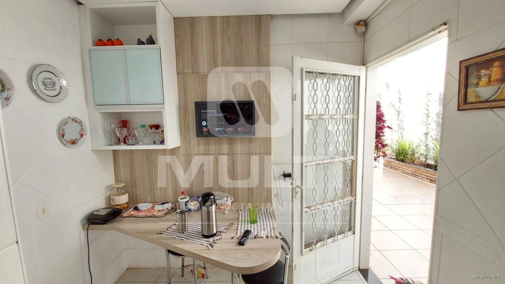 Casa, 3 quartos, 236 m² - Foto 13