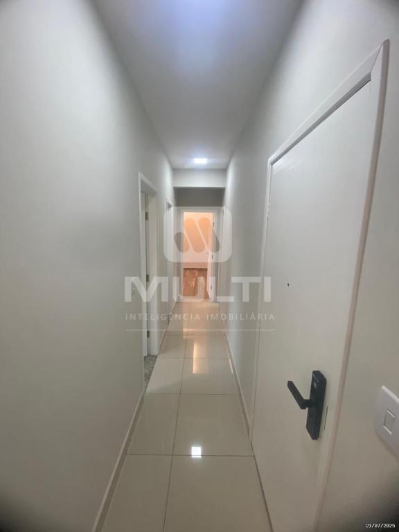 Apartamento à venda com 3 quartos, 84m² - Foto 3
