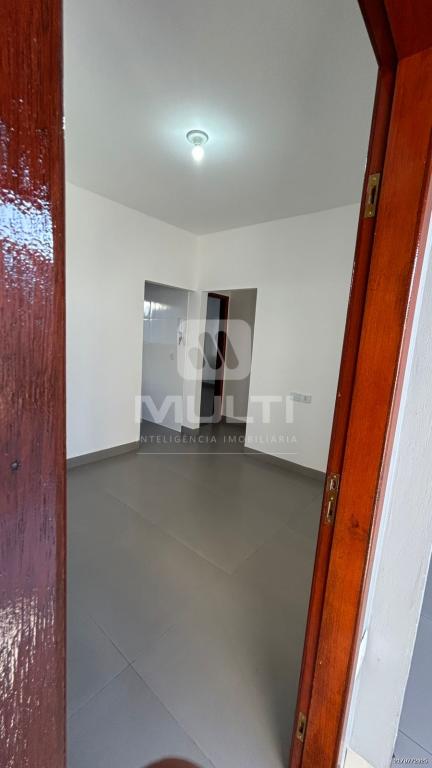 Casa, 3 quartos, 104 m² - Foto 4