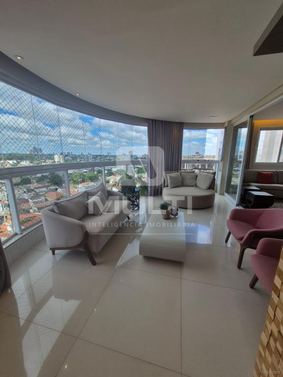 Apartamento à venda com 3 quartos, 200m² - Foto 3