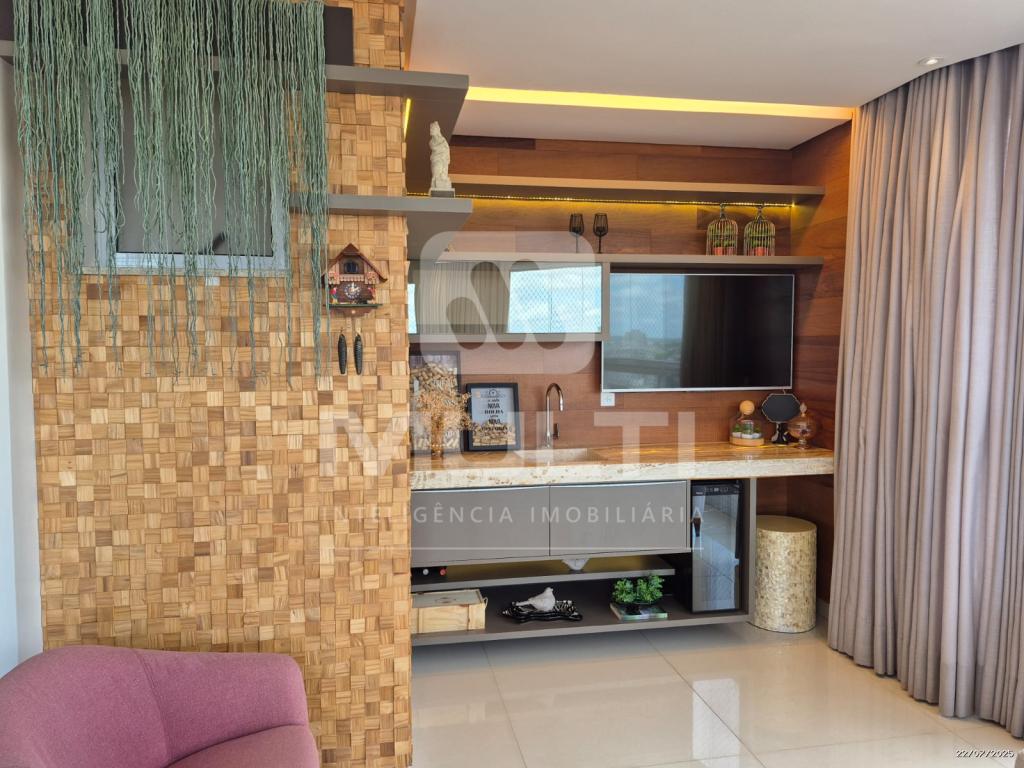 Apartamento à venda com 3 quartos, 200m² - Foto 4